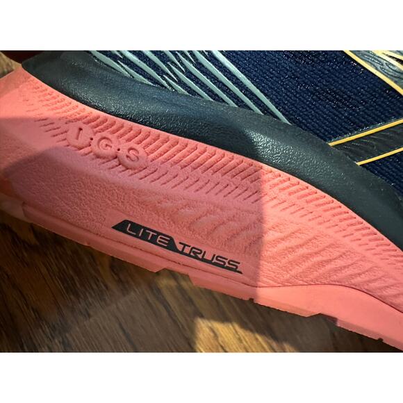 ASICS Women's GT-2000 11 TR Running Shoes Natural Bathing/Papaya Size 8W - Picture 10 of 12